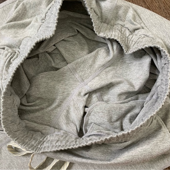 Vuori Womens light gray performance joggers drawstring pockets L - Picture 10 of 10
